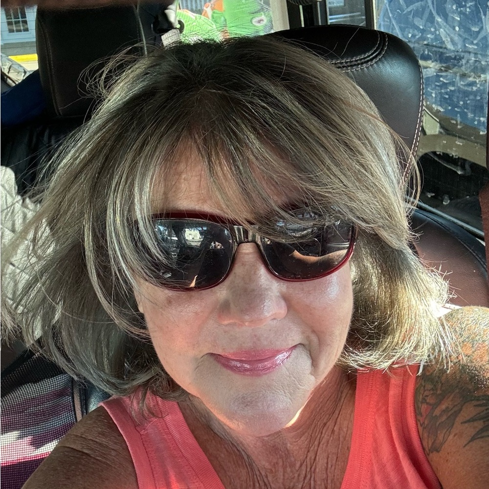 Meet your Posher, Micki